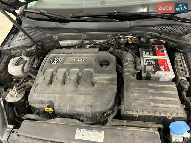 Черный Фольксваген Гольф, объемом двигателя 1.97 л и пробегом 182 тыс. км за 17743 $, фото 28 на Automoto.ua