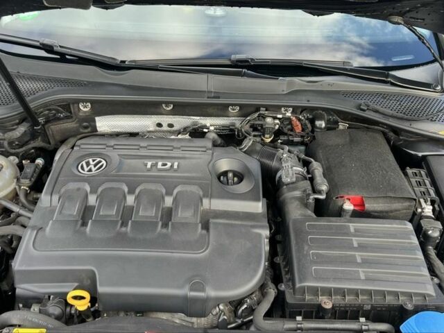 Черный Фольксваген Гольф, объемом двигателя 1.6 л и пробегом 265 тыс. км за 10500 $, фото 10 на Automoto.ua