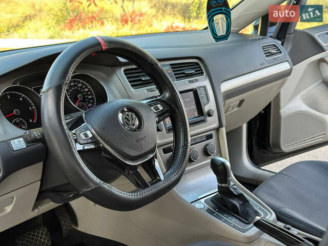 Черный Фольксваген Гольф, объемом двигателя 1.97 л и пробегом 96 тыс. км за 12699 $, фото 7 на Automoto.ua