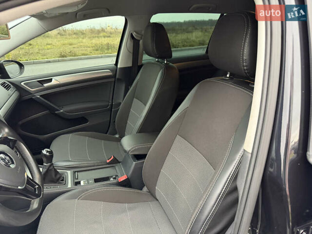 Черный Фольксваген Гольф, объемом двигателя 2 л и пробегом 159 тыс. км за 12999 $, фото 64 на Automoto.ua