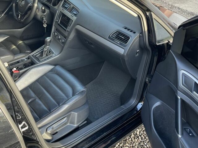 Чорний Фольксваген Гольф, об'ємом двигуна 1.4 л та пробігом 273 тис. км за 9700 $, фото 7 на Automoto.ua