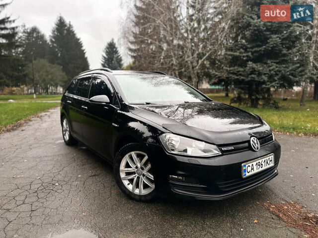 Черный Фольксваген Гольф, объемом двигателя 1.6 л и пробегом 285 тыс. км за 10350 $, фото 3 на Automoto.ua