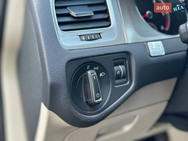 Черный Фольксваген Гольф, объемом двигателя 1.97 л и пробегом 96 тыс. км за 12699 $, фото 14 на Automoto.ua