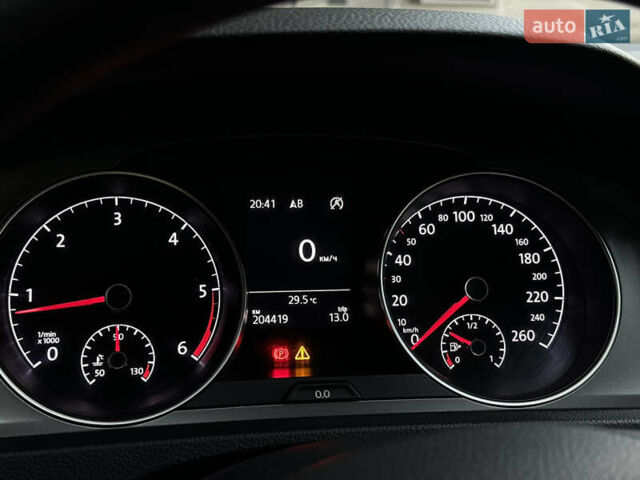 Чорний Фольксваген Гольф, об'ємом двигуна 1.6 л та пробігом 204 тис. км за 10900 $, фото 22 на Automoto.ua