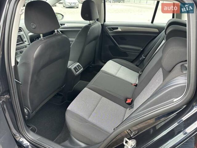 Чорний Фольксваген Гольф, об'ємом двигуна 1.6 л та пробігом 268 тис. км за 10999 $, фото 26 на Automoto.ua