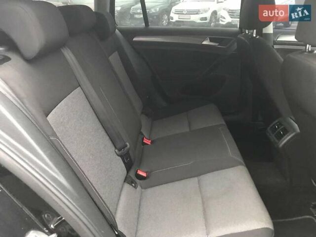 Чорний Фольксваген Гольф, об'ємом двигуна 1.6 л та пробігом 240 тис. км за 10590 $, фото 15 на Automoto.ua