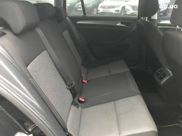 Черный Фольксваген Гольф, объемом двигателя 1.6 л и пробегом 240 тыс. км за 10590 $, фото 15 на Automoto.ua