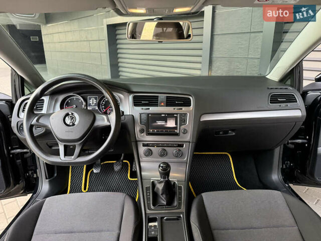 Чорний Фольксваген Гольф, об'ємом двигуна 1.6 л та пробігом 204 тис. км за 10900 $, фото 18 на Automoto.ua