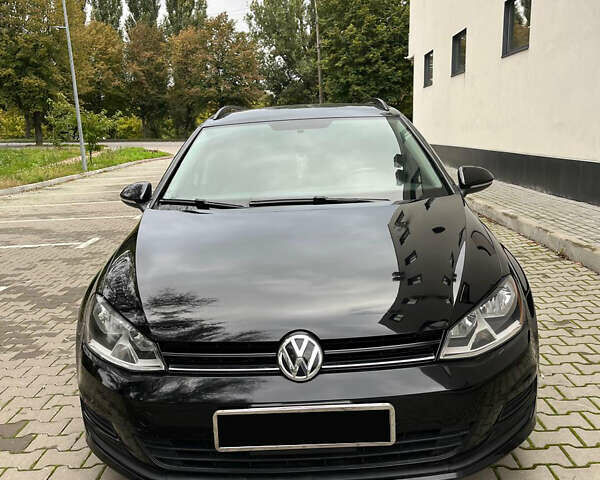 Черный Фольксваген Гольф, объемом двигателя 1.8 л и пробегом 195 тыс. км за 8999 $, фото 1 на Automoto.ua