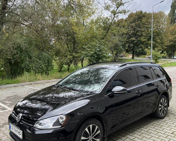 Черный Фольксваген Гольф, объемом двигателя 1.8 л и пробегом 195 тыс. км за 8999 $, фото 13 на Automoto.ua