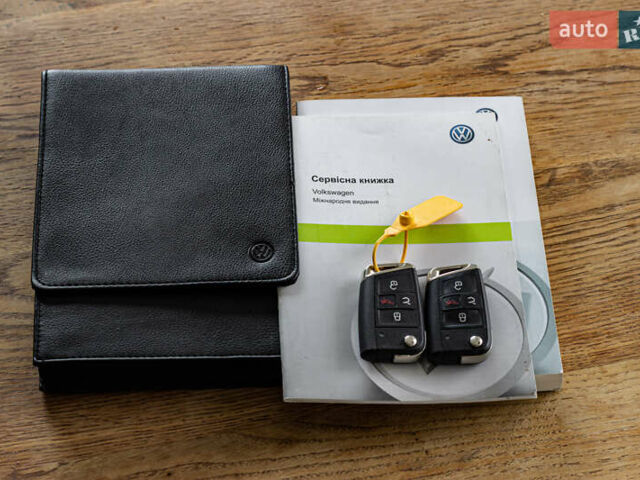 Чорний Фольксваген Гольф, об'ємом двигуна 1.97 л та пробігом 251 тис. км за 12000 $, фото 16 на Automoto.ua