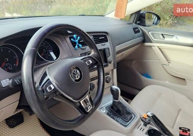 Черный Фольксваген Гольф, объемом двигателя 1.97 л и пробегом 103 тыс. км за 13000 $, фото 4 на Automoto.ua