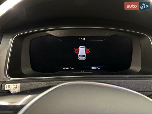 Черный Фольксваген Гольф, объемом двигателя 1.97 л и пробегом 182 тыс. км за 17743 $, фото 19 на Automoto.ua