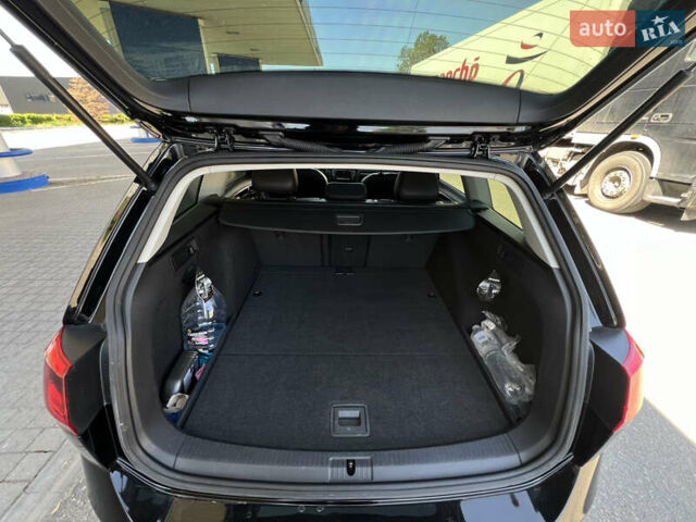 Черный Фольксваген Гольф, объемом двигателя 2 л и пробегом 213 тыс. км за 16999 $, фото 36 на Automoto.ua