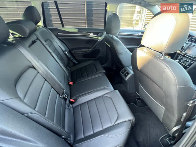 Чорний Фольксваген Гольф, об'ємом двигуна 1.97 л та пробігом 222 тис. км за 13900 $, фото 17 на Automoto.ua