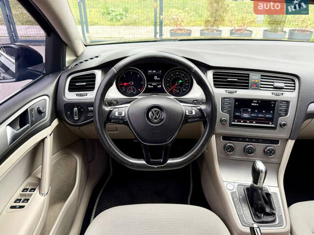 Черный Фольксваген Гольф, объемом двигателя 2 л и пробегом 220 тыс. км за 9950 $, фото 23 на Automoto.ua