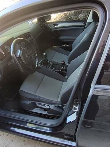 Чорний Фольксваген Гольф, об'ємом двигуна 1.6 л та пробігом 260 тис. км за 10000 $, фото 5 на Automoto.ua