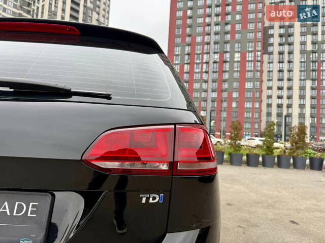 Черный Фольксваген Гольф, объемом двигателя 2 л и пробегом 220 тыс. км за 9950 $, фото 12 на Automoto.ua