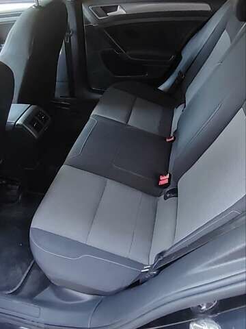 Чорний Фольксваген Гольф, об'ємом двигуна 1.6 л та пробігом 260 тис. км за 10000 $, фото 11 на Automoto.ua