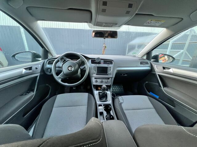 Черный Фольксваген Гольф, объемом двигателя 1.6 л и пробегом 209 тыс. км за 9600 $, фото 12 на Automoto.ua