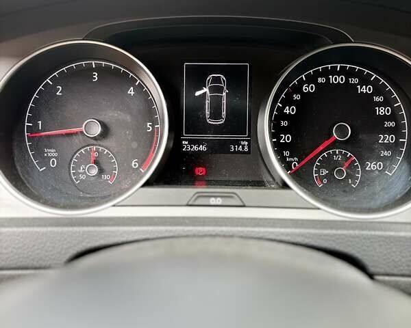 Черный Фольксваген Гольф, объемом двигателя 1.6 л и пробегом 230 тыс. км за 10500 $, фото 8 на Automoto.ua