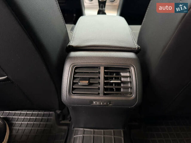 Черный Фольксваген Гольф, объемом двигателя 2 л и пробегом 159 тыс. км за 12999 $, фото 39 на Automoto.ua