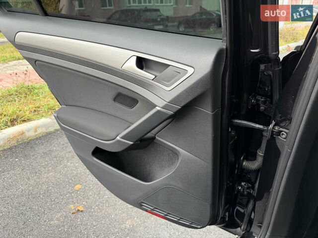 Черный Фольксваген Гольф, объемом двигателя 2 л и пробегом 159 тыс. км за 12999 $, фото 48 на Automoto.ua