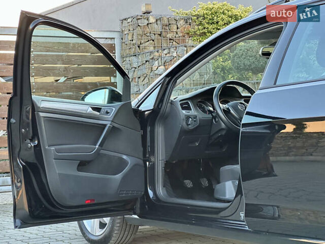 Черный Фольксваген Гольф, объемом двигателя 2 л и пробегом 248 тыс. км за 11999 $, фото 44 на Automoto.ua