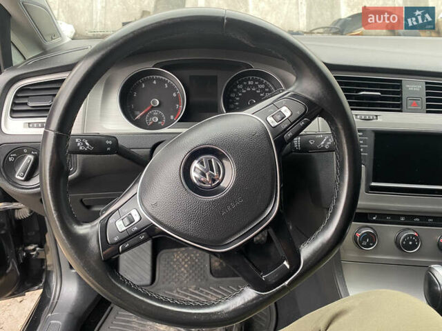 Черный Фольксваген Гольф, объемом двигателя 1.8 л и пробегом 179 тыс. км за 11200 $, фото 17 на Automoto.ua