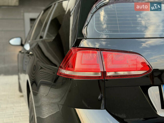 Чорний Фольксваген Гольф, об'ємом двигуна 1.6 л та пробігом 204 тис. км за 10900 $, фото 6 на Automoto.ua