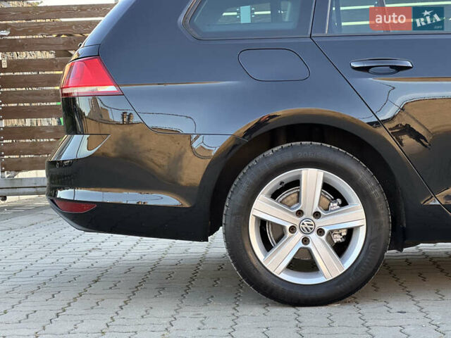 Черный Фольксваген Гольф, объемом двигателя 2 л и пробегом 248 тыс. км за 11999 $, фото 34 на Automoto.ua
