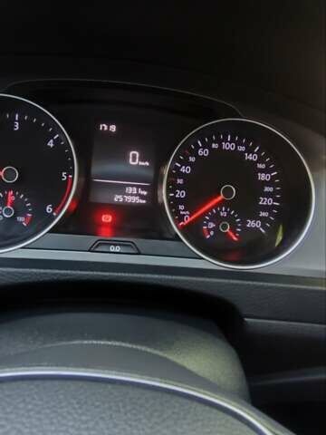 Чорний Фольксваген Гольф, об'ємом двигуна 1.6 л та пробігом 260 тис. км за 10000 $, фото 10 на Automoto.ua