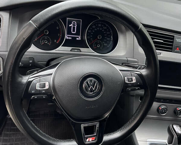 Черный Фольксваген Гольф, объемом двигателя 1.8 л и пробегом 195 тыс. км за 8999 $, фото 20 на Automoto.ua