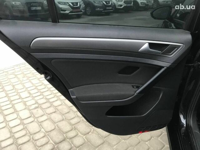 Черный Фольксваген Гольф, объемом двигателя 1.6 л и пробегом 240 тыс. км за 10590 $, фото 16 на Automoto.ua