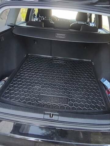 Чорний Фольксваген Гольф, об'ємом двигуна 1.6 л та пробігом 260 тис. км за 10000 $, фото 3 на Automoto.ua