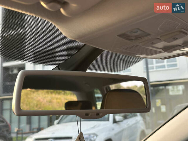 Черный Фольксваген Гольф, объемом двигателя 1.6 л и пробегом 223 тыс. км за 11900 $, фото 34 на Automoto.ua