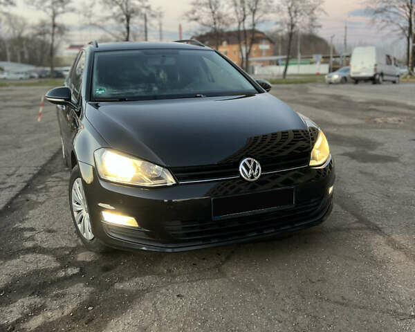 Черный Фольксваген Гольф, объемом двигателя 1.6 л и пробегом 209 тыс. км за 9600 $, фото 4 на Automoto.ua