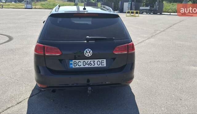 Черный Фольксваген Гольф, объемом двигателя 1.6 л и пробегом 275 тыс. км за 9700 $, фото 2 на Automoto.ua