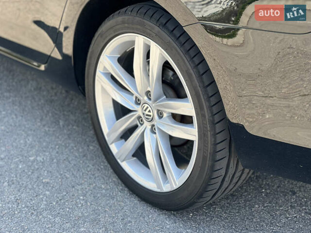 Черный Фольксваген Гольф, объемом двигателя 2 л и пробегом 213 тыс. км за 16999 $, фото 8 на Automoto.ua