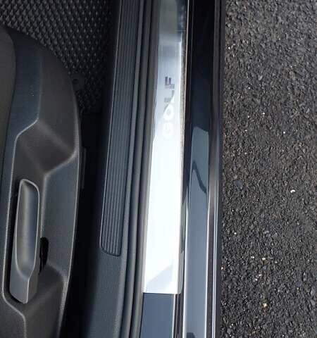 Чорний Фольксваген Гольф, об'ємом двигуна 1.6 л та пробігом 282 тис. км за 10500 $, фото 16 на Automoto.ua