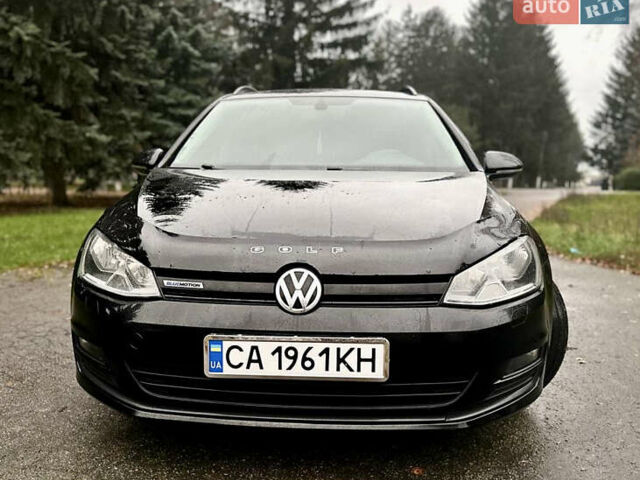 Черный Фольксваген Гольф, объемом двигателя 1.6 л и пробегом 285 тыс. км за 10350 $, фото 2 на Automoto.ua