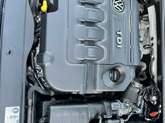 Черный Фольксваген Гольф, объемом двигателя 1.6 л и пробегом 209 тыс. км за 9600 $, фото 11 на Automoto.ua