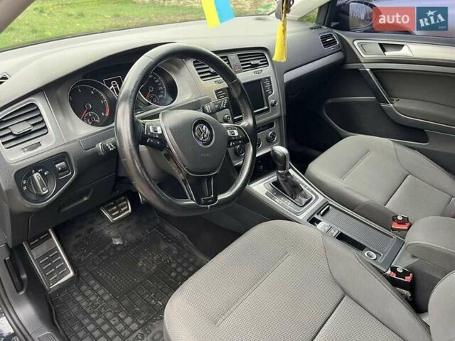 Чорний Фольксваген Гольф, об'ємом двигуна 1.6 л та пробігом 264 тис. км за 10800 $, фото 25 на Automoto.ua