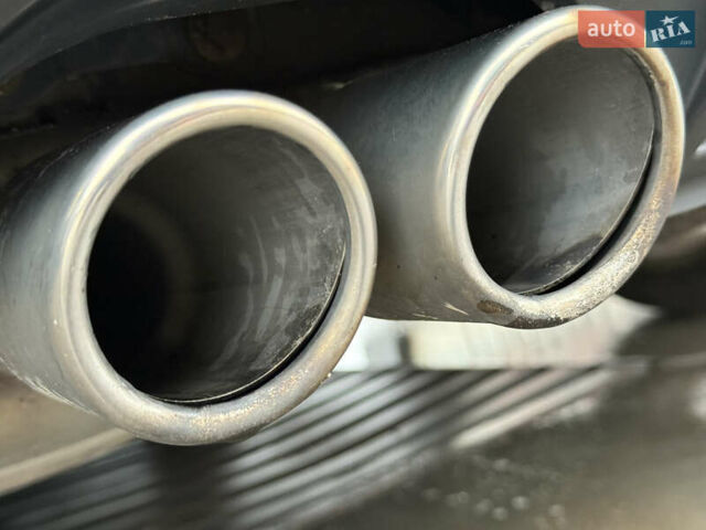 Черный Фольксваген Гольф, объемом двигателя 2 л и пробегом 242 тыс. км за 13290 $, фото 10 на Automoto.ua