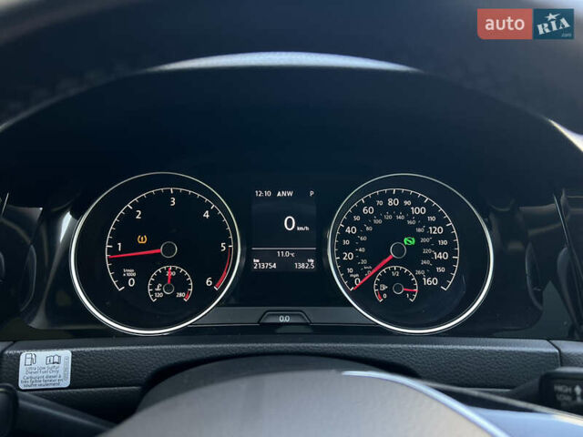 Черный Фольксваген Гольф, объемом двигателя 2 л и пробегом 213 тыс. км за 16999 $, фото 25 на Automoto.ua