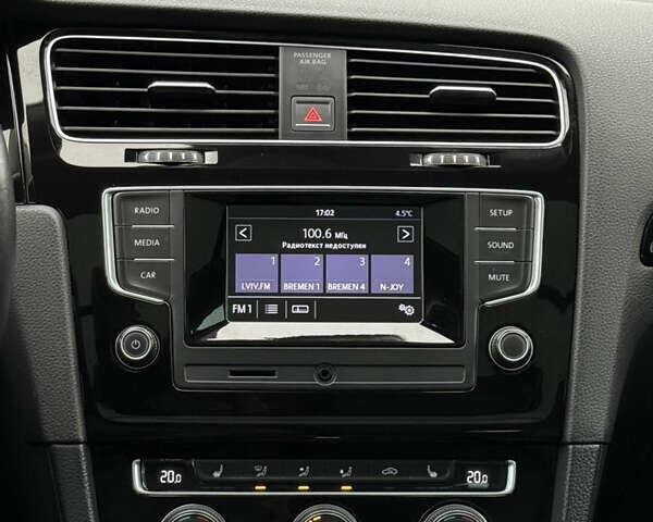 Черный Фольксваген Гольф, объемом двигателя 2 л и пробегом 242 тыс. км за 13290 $, фото 27 на Automoto.ua