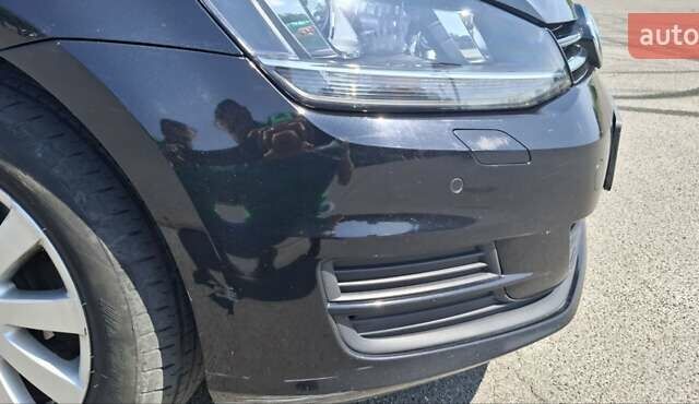 Черный Фольксваген Гольф, объемом двигателя 1.6 л и пробегом 275 тыс. км за 9700 $, фото 4 на Automoto.ua