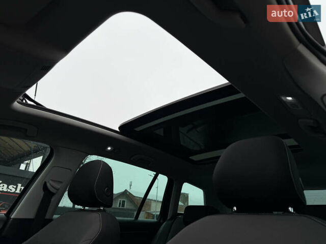 Черный Фольксваген Гольф, объемом двигателя 2 л и пробегом 242 тыс. км за 13290 $, фото 12 на Automoto.ua