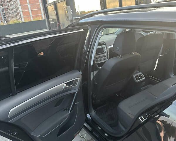 Черный Фольксваген Гольф, объемом двигателя 1.4 л и пробегом 338 тыс. км за 8300 $, фото 3 на Automoto.ua