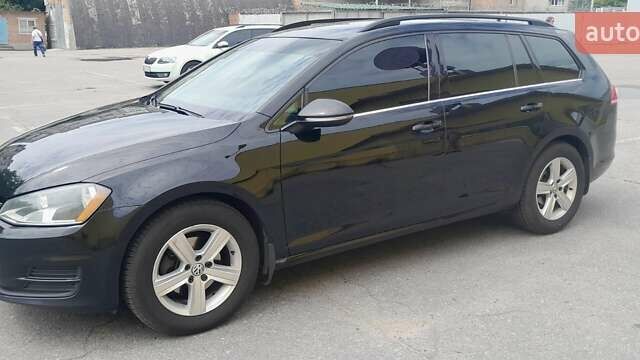 Черный Фольксваген Гольф, объемом двигателя 1.97 л и пробегом 192 тыс. км за 13500 $, фото 10 на Automoto.ua